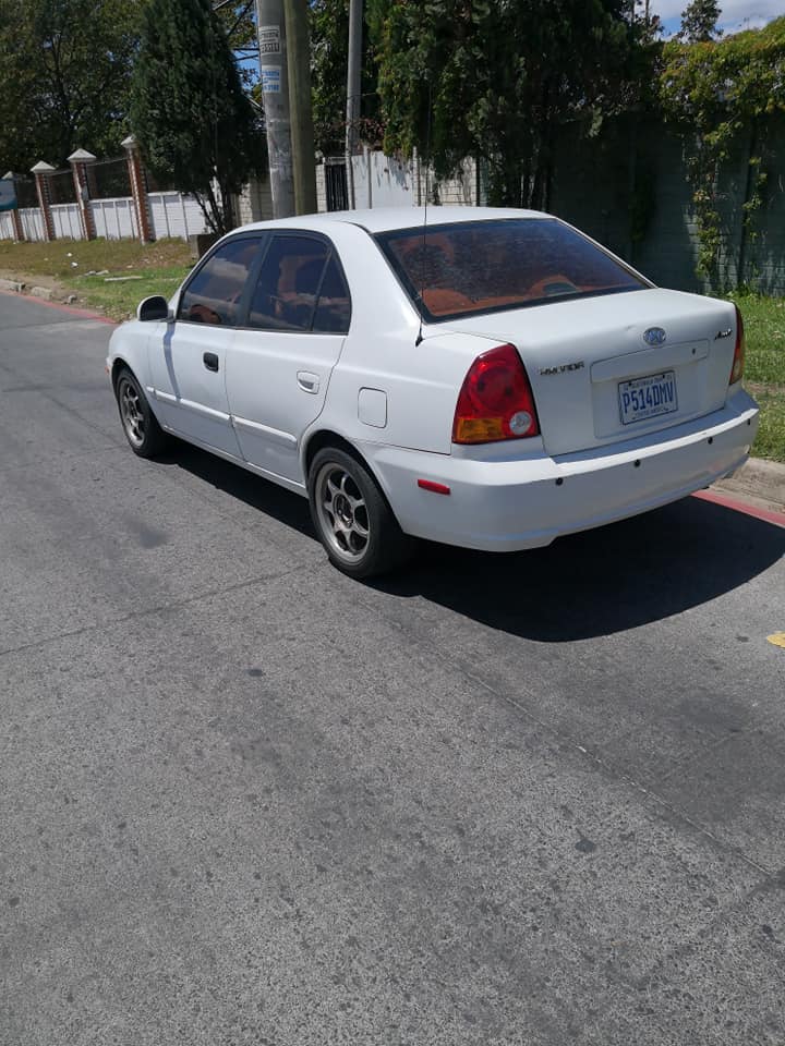 Hyundai Accent Automático Modelo 2003