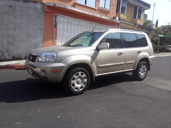 Nissan X Trail Modelo 2006, Super Nitida Motor 2.4 de 4 Cilindros AWDs