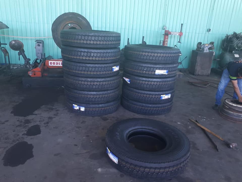 Vendo llantas para camión nuevas
Tel. 5834 5044