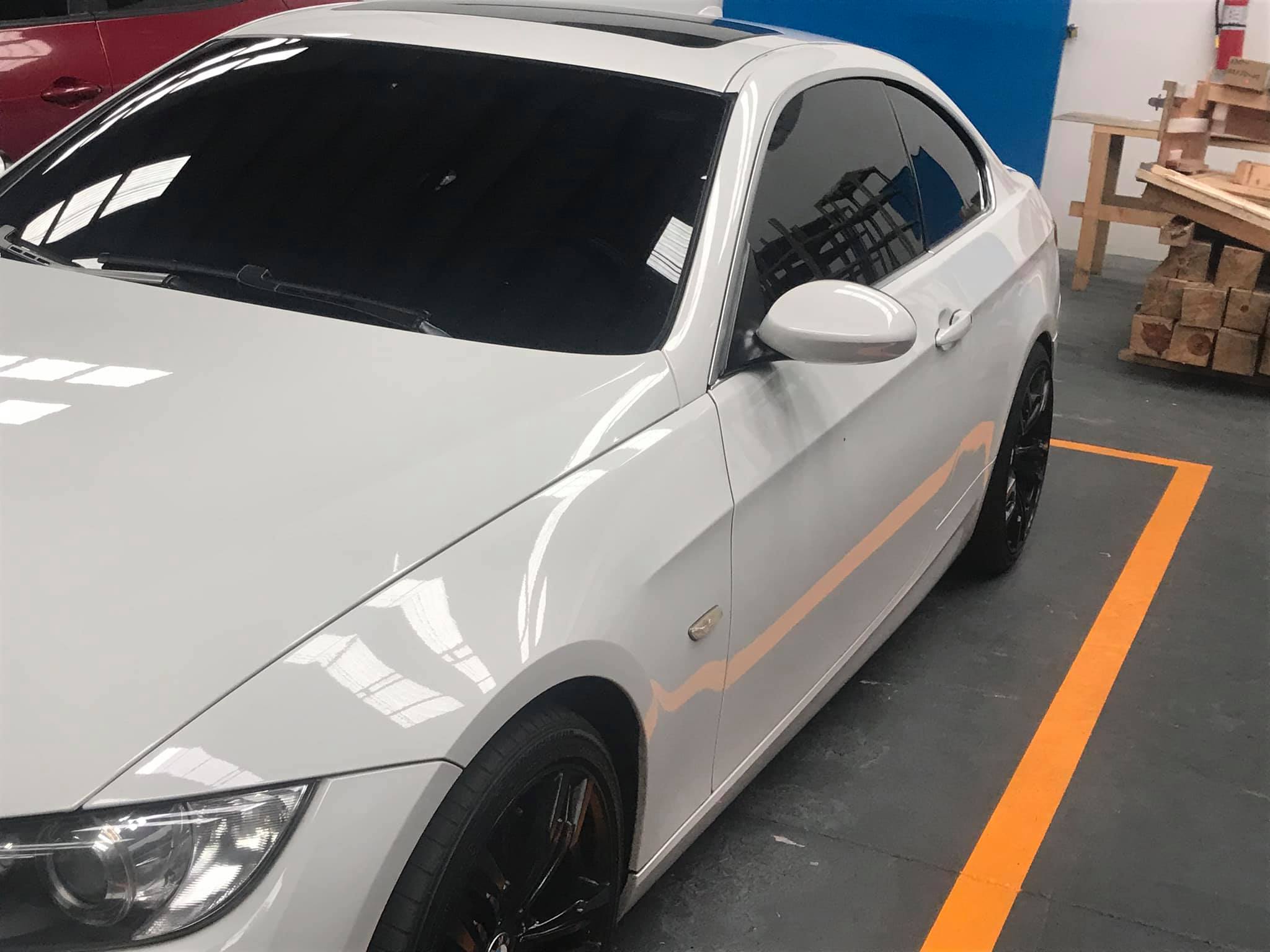 Vendo o cambio BMW 335i de agencia