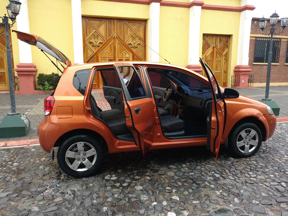 AVEO DE AGENCIA MECÁNICO BIEN CUIDADO ÚNICO DUEÑO 2006 A/C BONITO AJUSTADO *Q17,800* 4454-9297 **