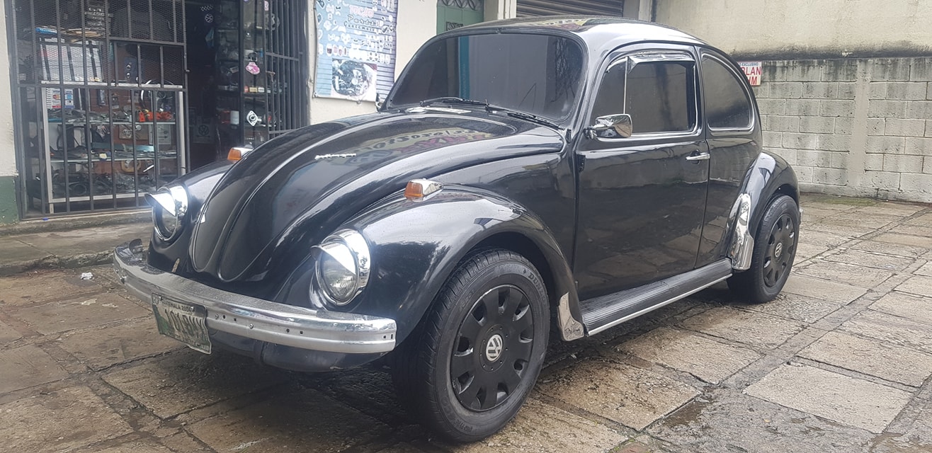 Volkswagen ESCARABAJO  68"
