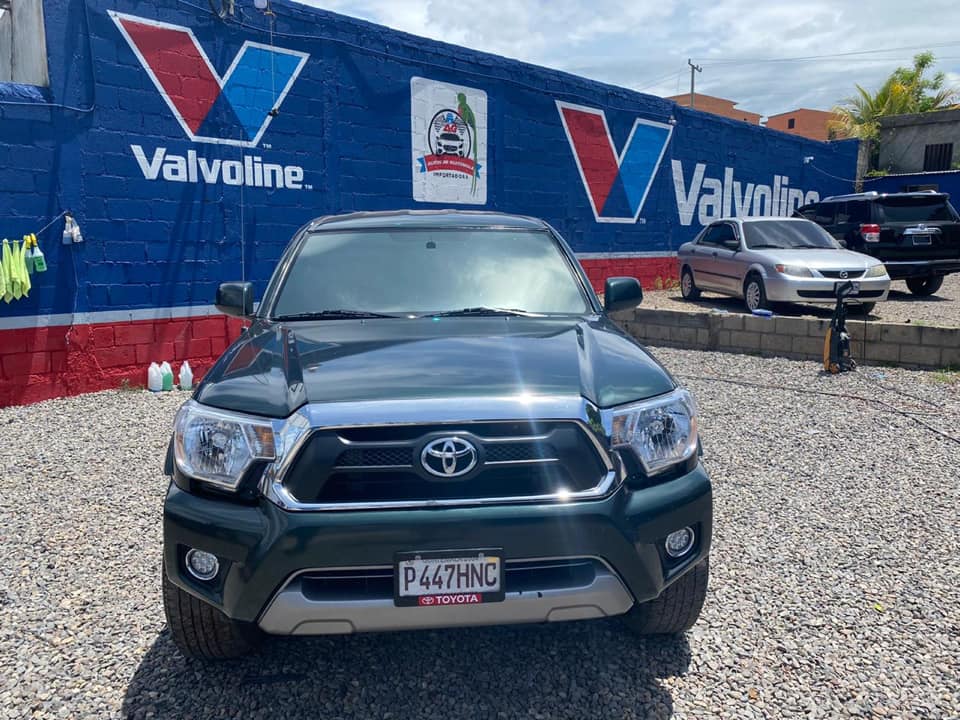 Vendo Hermoso Toyota Tacoma 2011
Info. 48693802