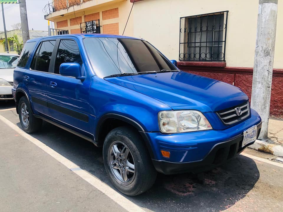 VENDO LINDA HONDA CRV 2000