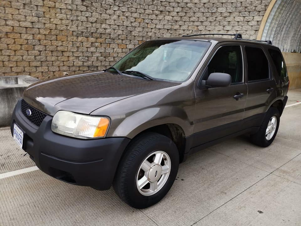 Vendo ford escape full equipo modelo 2003