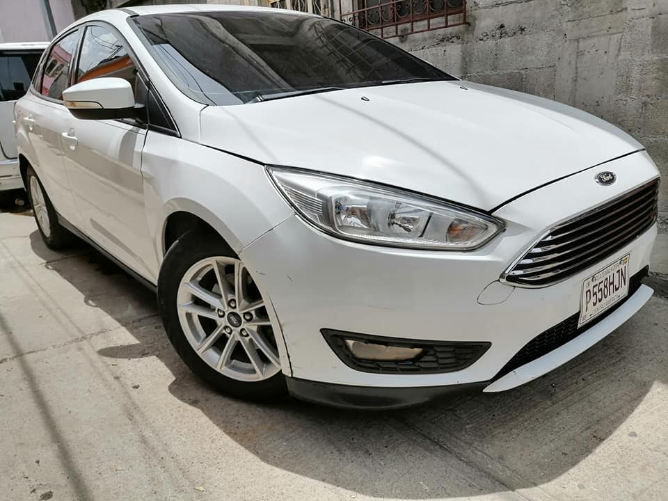 Vendo o cambio Ford Focus Se 2017