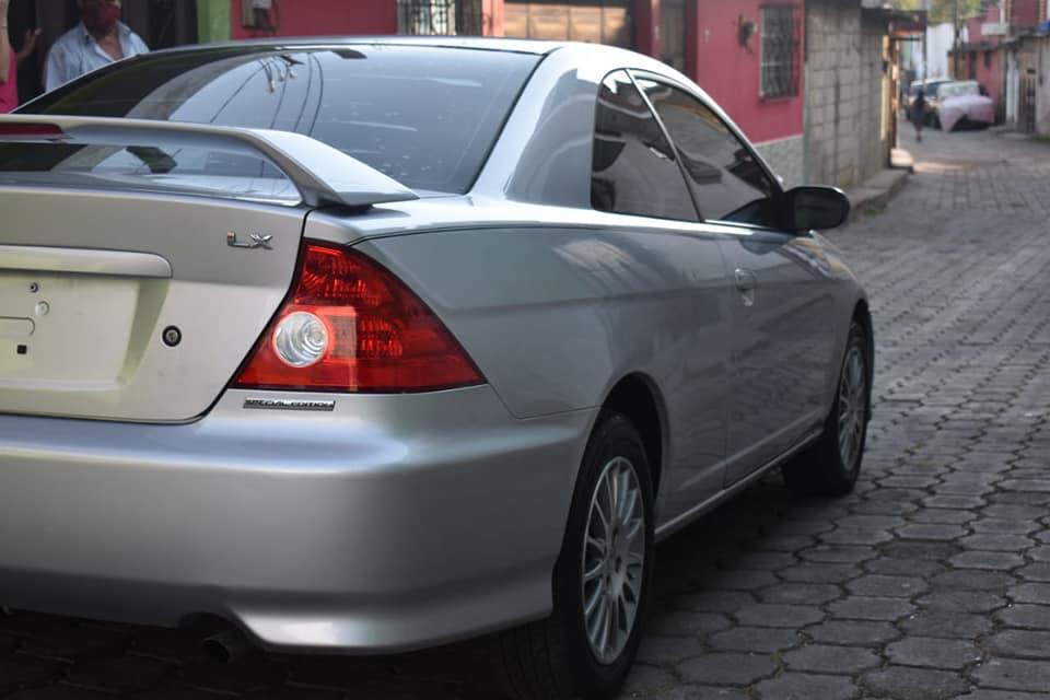 Vendo honda Civic 2005