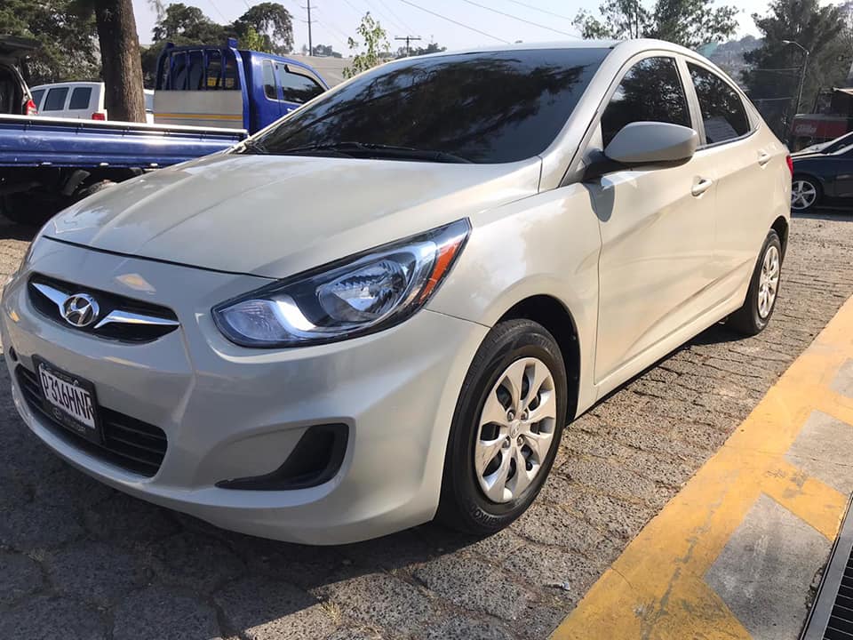 Hyundai accent 2015 automatico