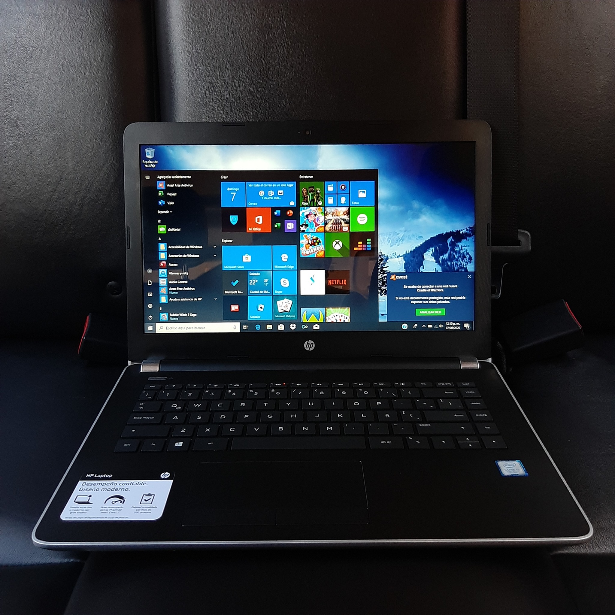 Vendo Portátil HP Core i5 Séptima Genración