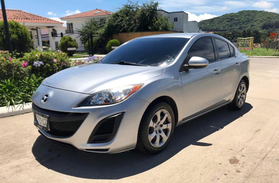 MAZDA 3i Sport