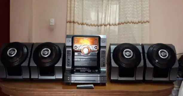 Vendo OJO SOLO BOCINAS