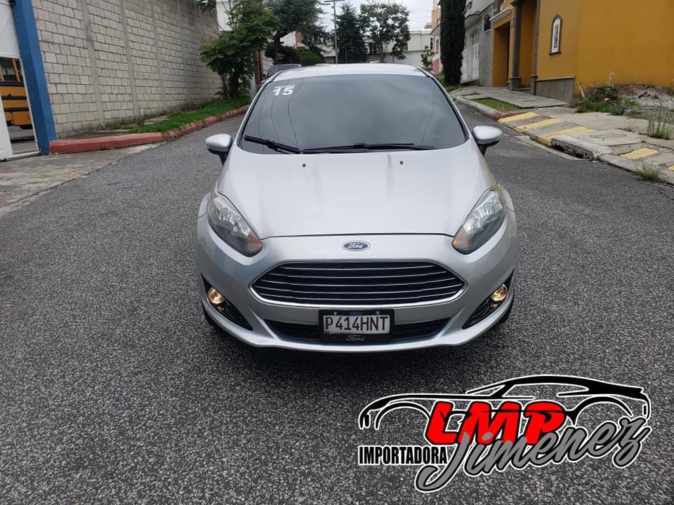 FORD FIESTA SE 2015