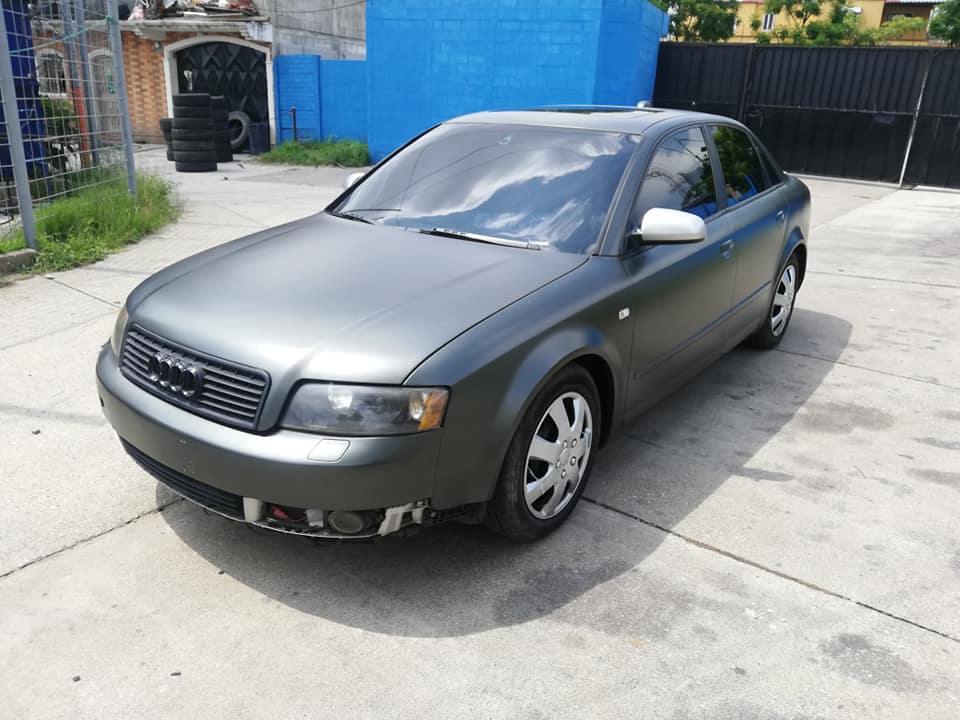 Audi A4 QUATTRO 2004, motor 1.8 Turbo, Tiptronick, Vidrios Eléctricos, Retrovisores eléctricos, Cerr