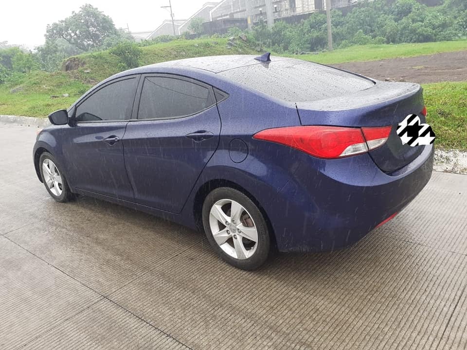 Vendo bonito hyundai elantra.modelo 2013