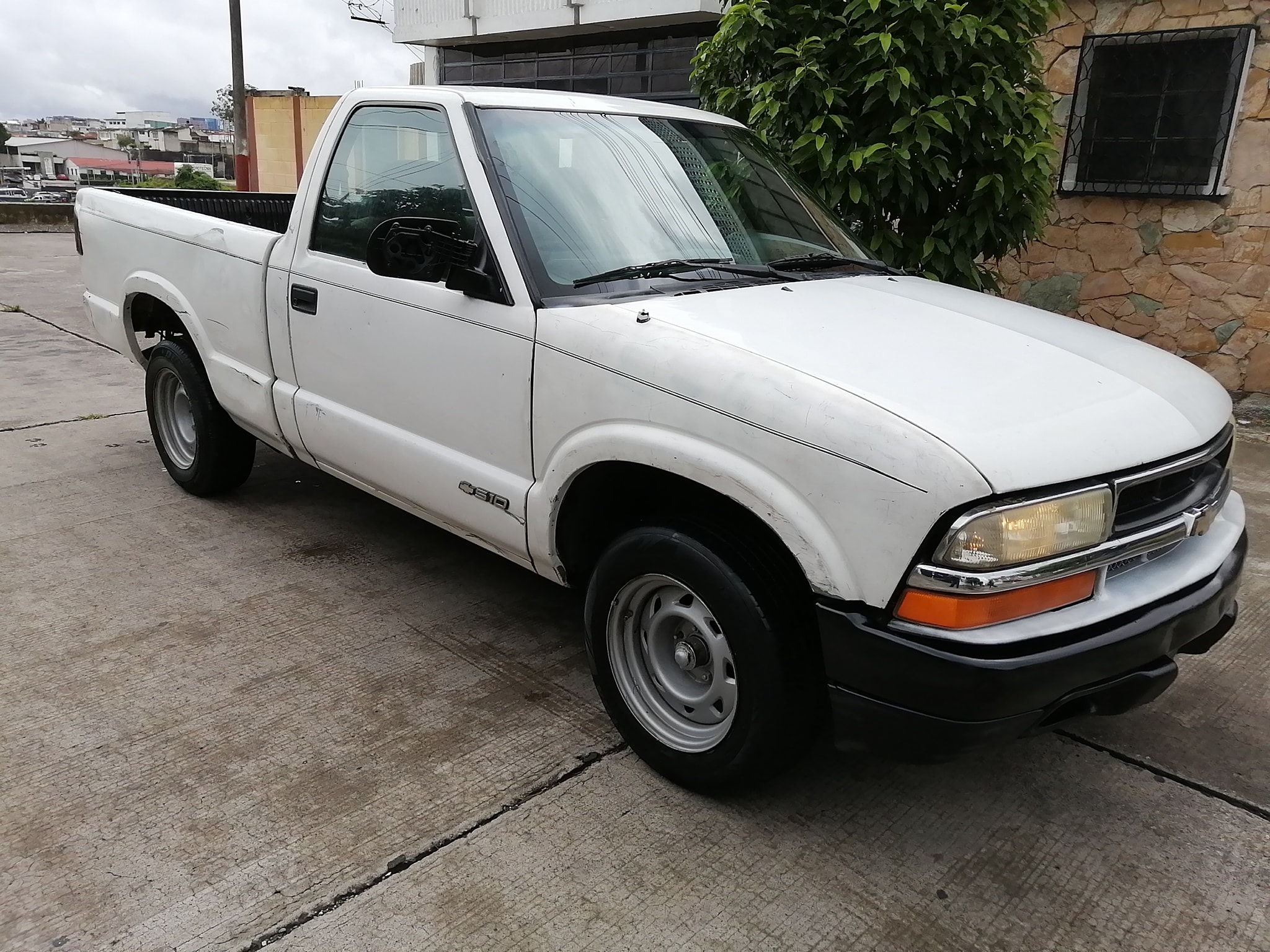 VENDO O CAMBIO s10 mod 2001 a/c mecánico 4 cil