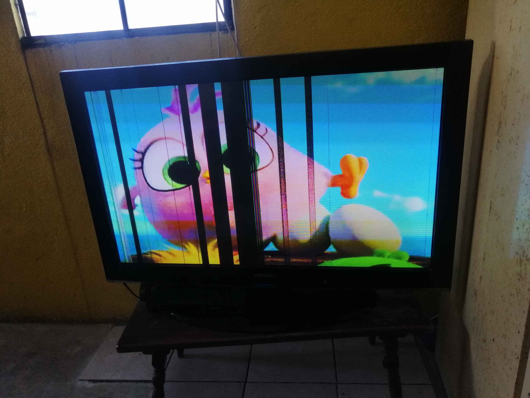 Vendo plasma de 56
