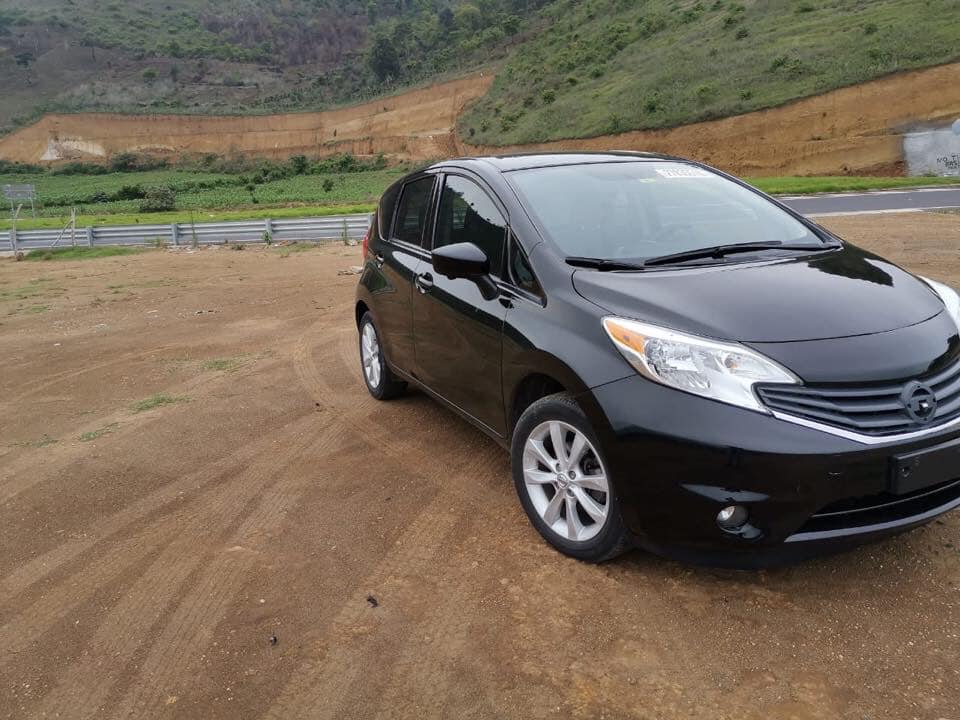 Nissan versa 2015