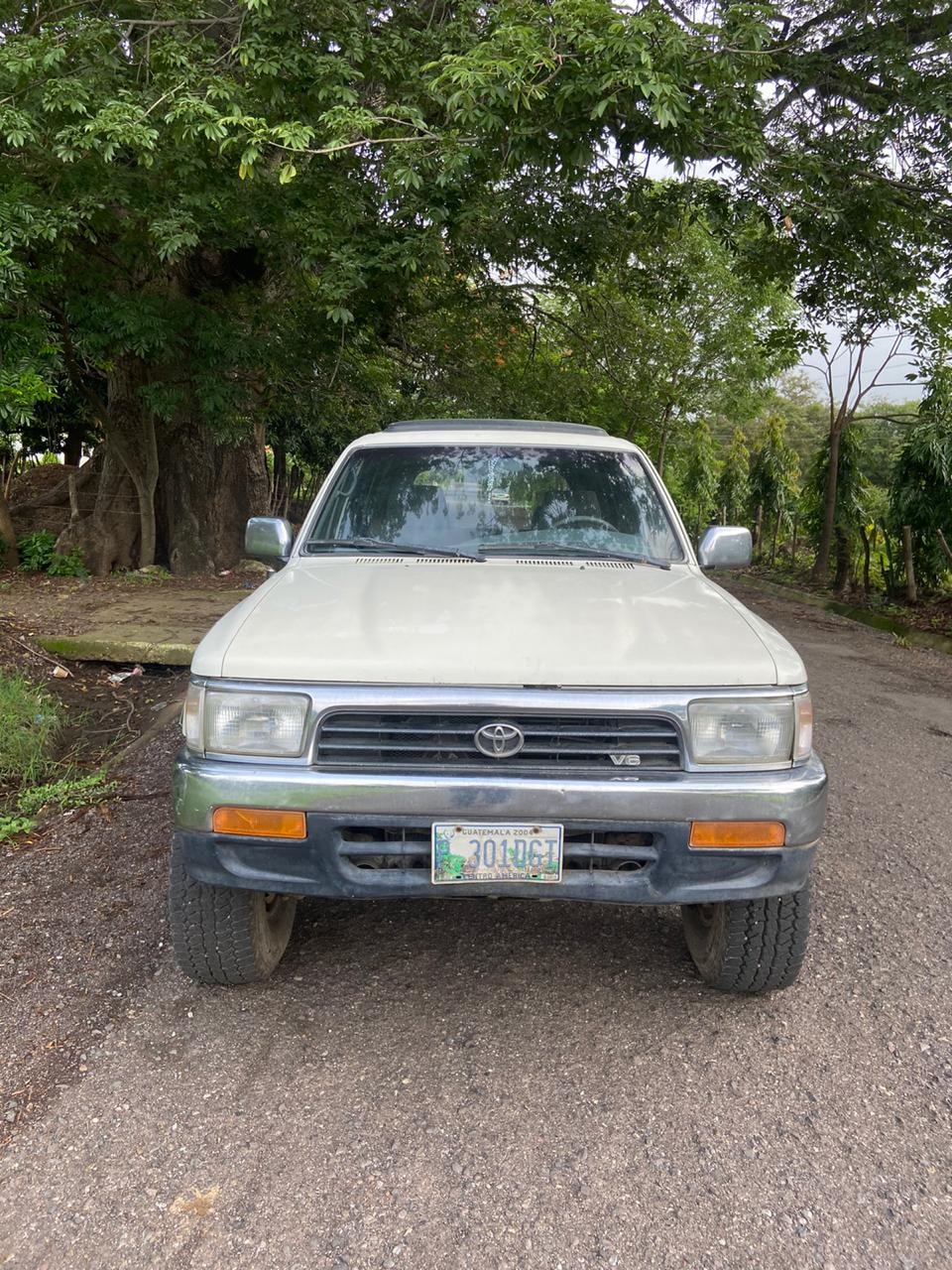 TOYOTA RUNNER
Modelo 1995
Estándar
Motor 3.0cc
6 cilindros
4x4