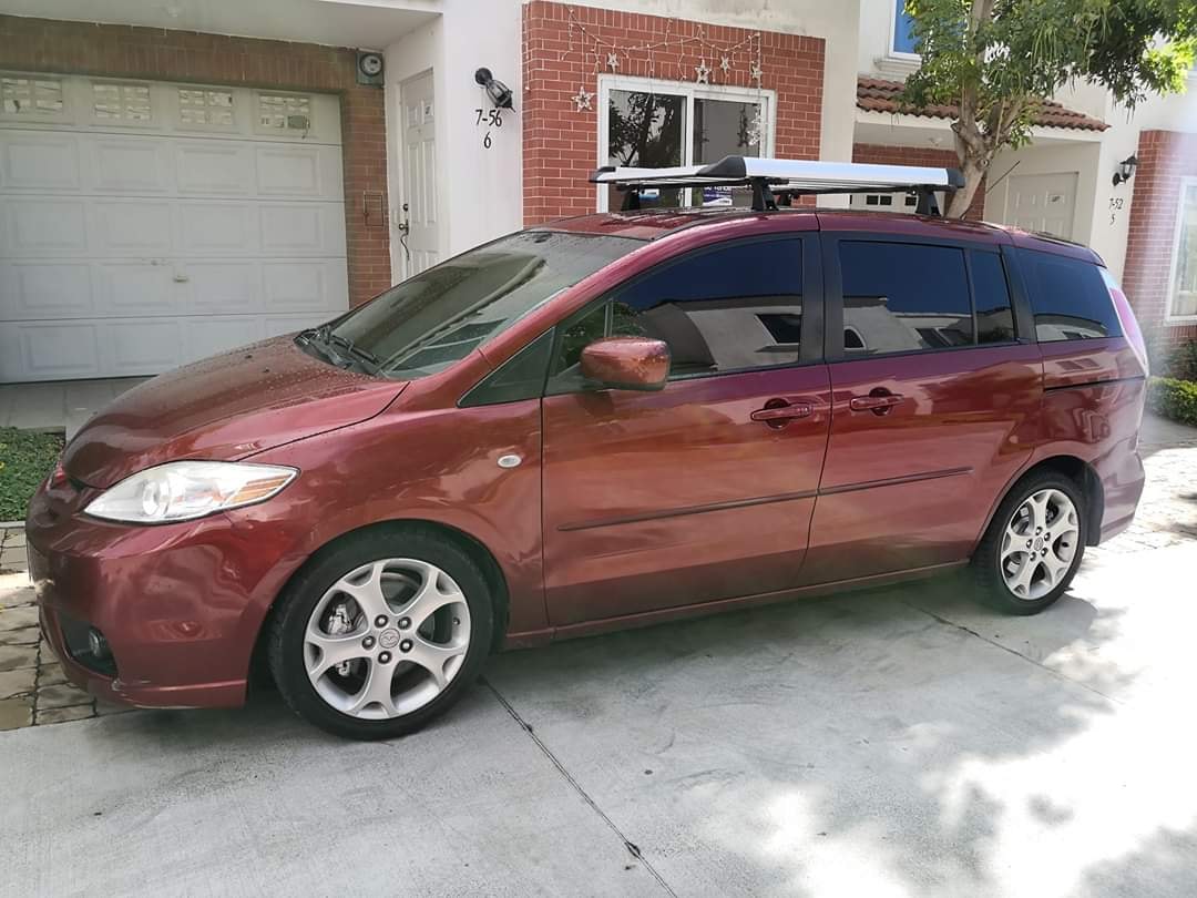 MAZDA 5 MODELO 2009 NITIDA