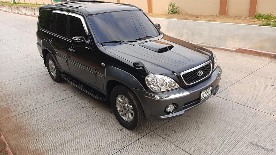 Hyundai terracan turbo diésel 4x4 automática tel 52510797