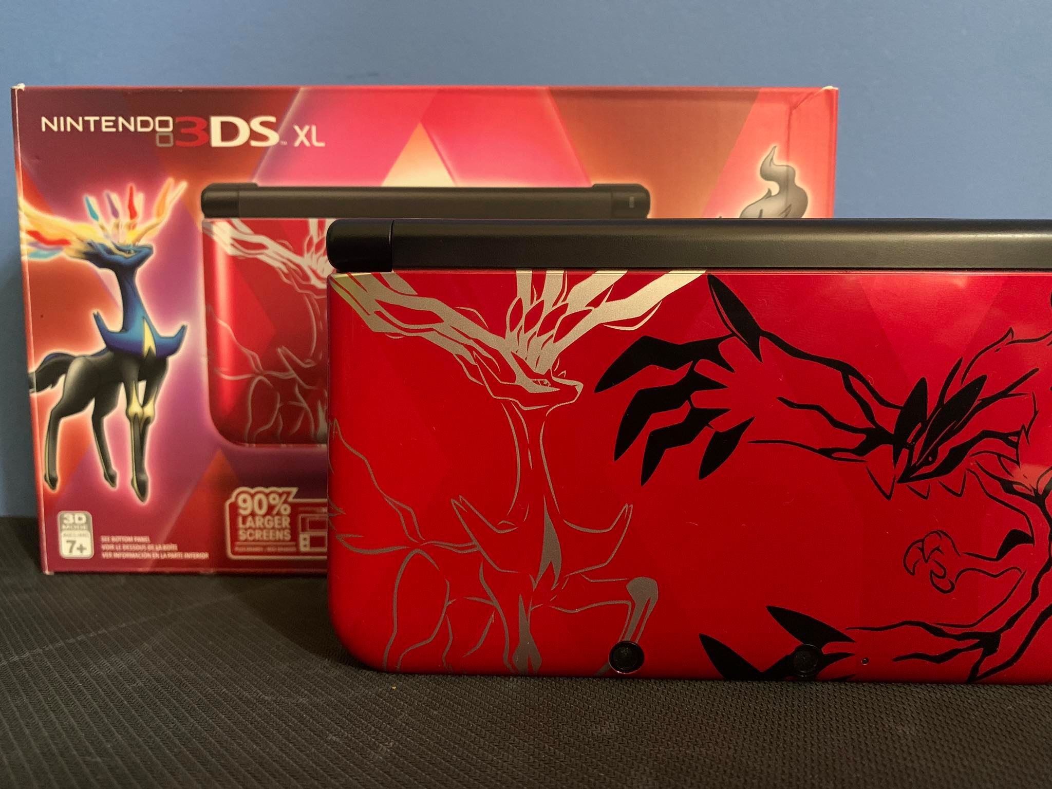 Nintendo DS 3D XL EDICION ESPECIAL