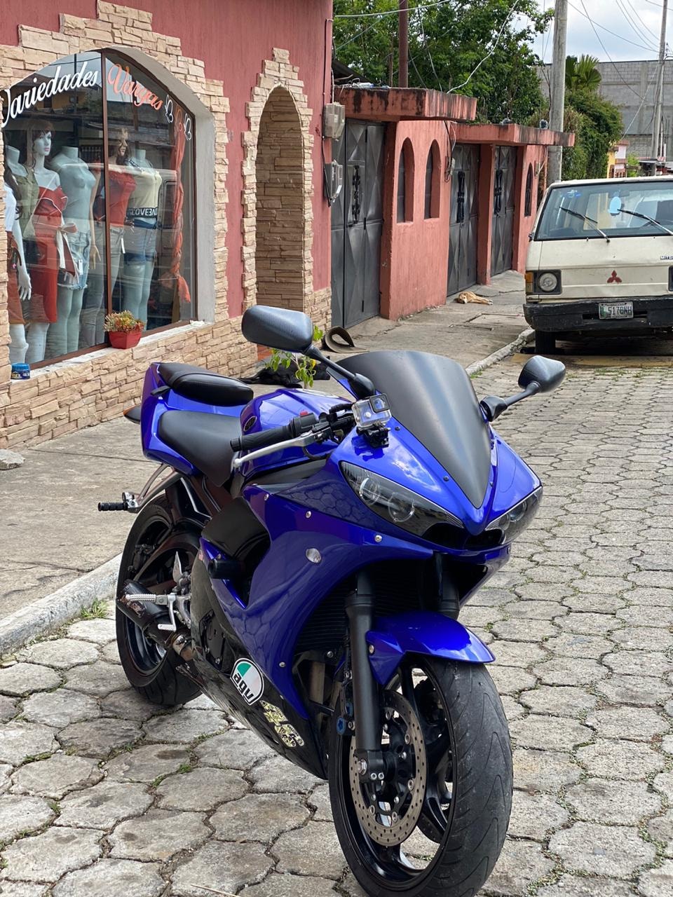 Vendo Yamaha R6  2008!!!