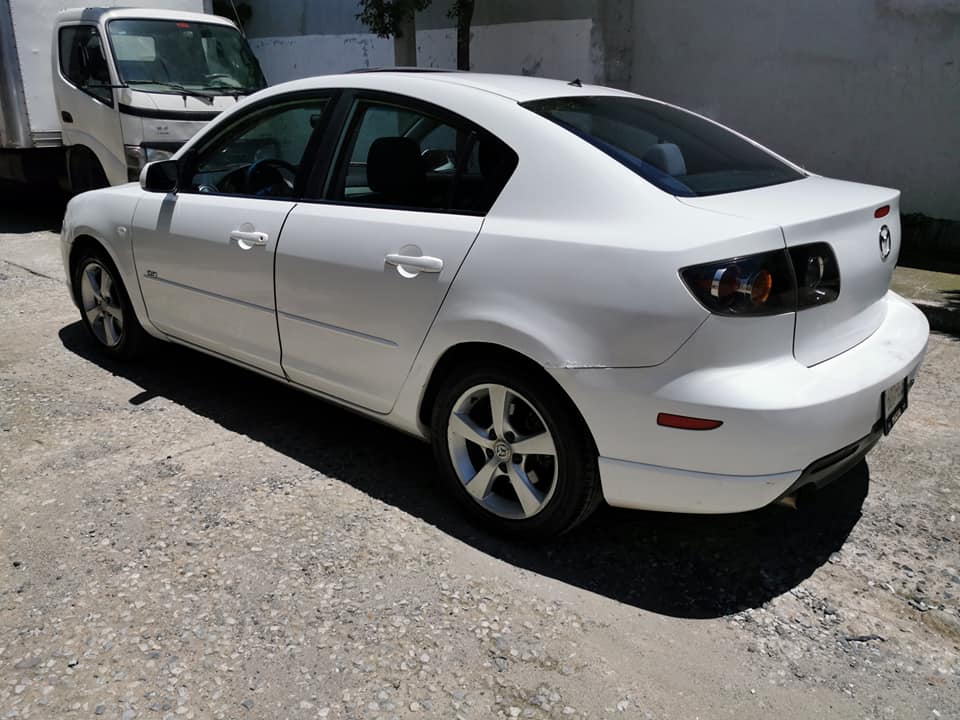 Mazda 3 2005 tip tronic
