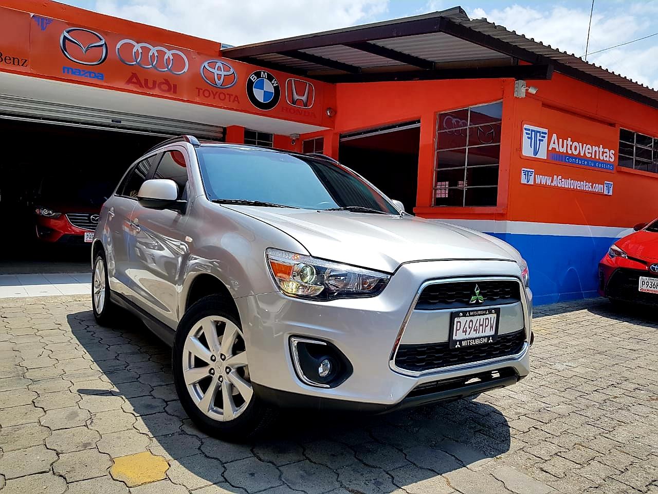 MITSUBISHI OUTLANDER 2015