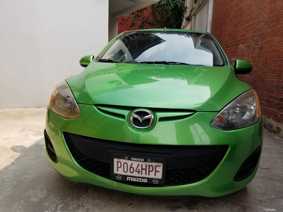 Mazda 2.. 2011 presio 31mil neg
