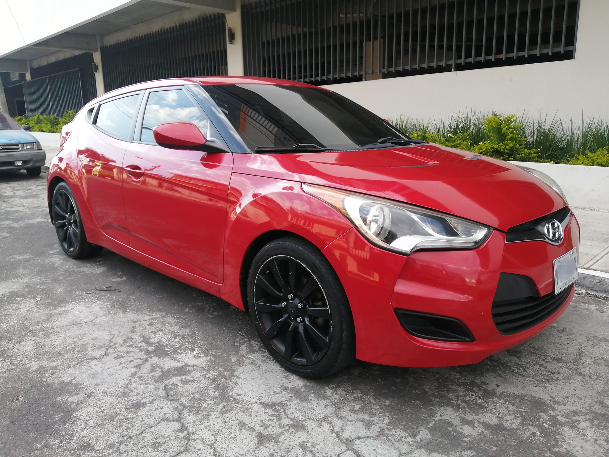 Hyundai Veloster 2012
