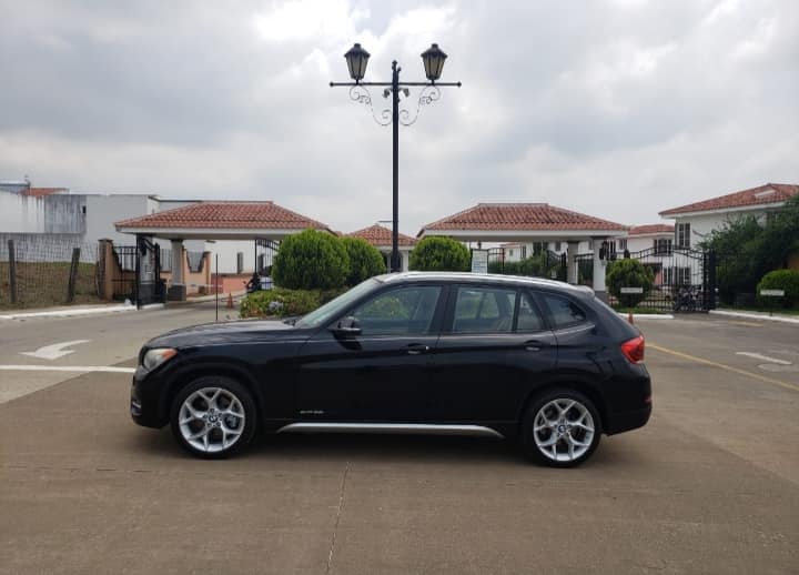 BMW X1 FULL EQUIPO