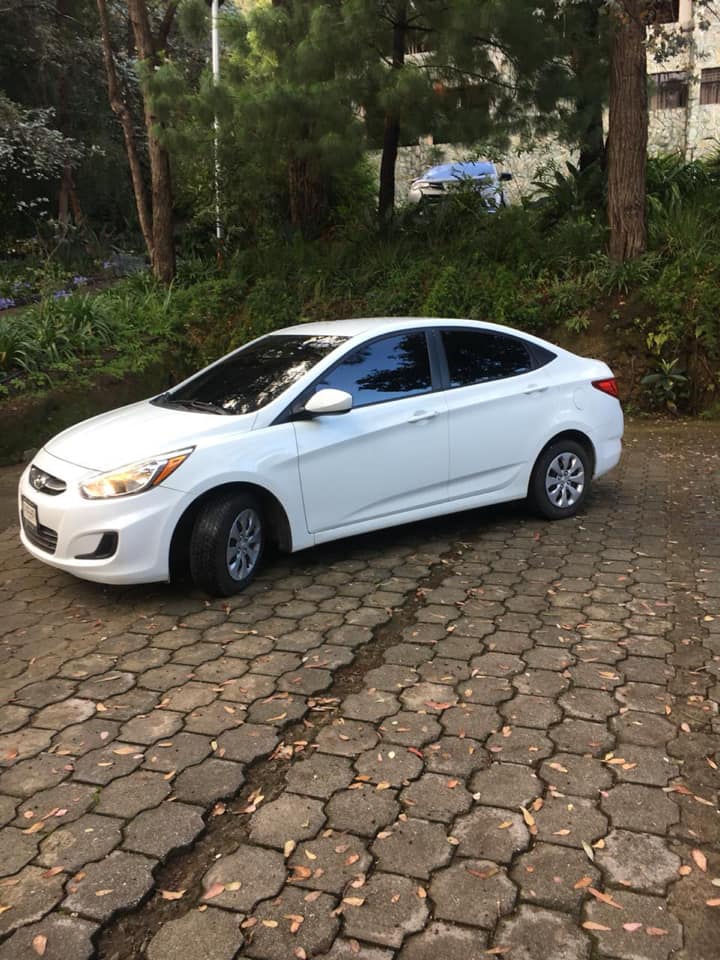 Hyundai Accent 2015