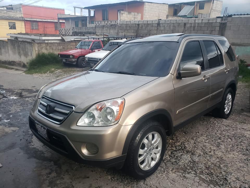 HONDA CR-V SE MODELO 2006 AUTOMÁTICA MOTOR 2.4 I-VTEC 4X4 A/C FULL CUERO SUNROOF RECIEN INGRESADA