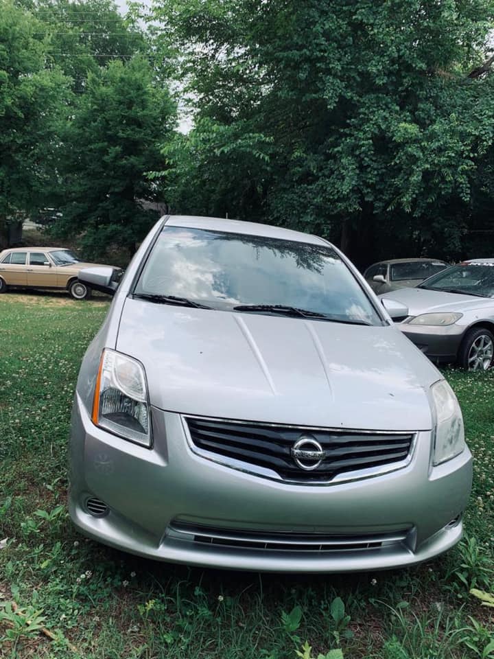 2012 Nissan Sentra · SL Sedan 4D