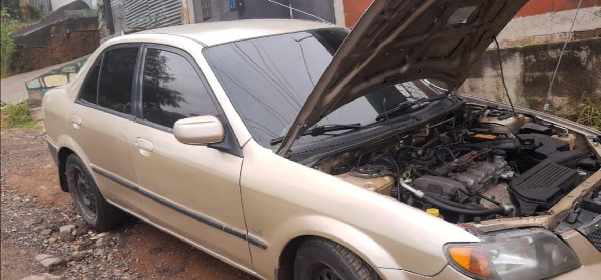 Mazda protege 2001 auto