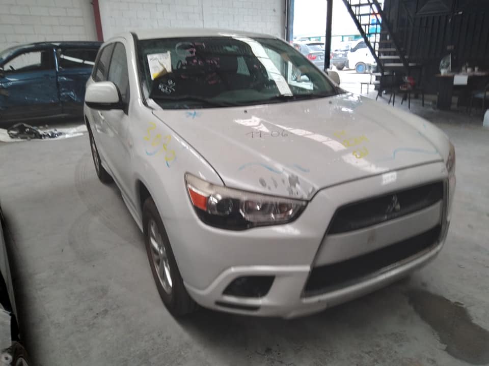 Vendo toyota corolla S micanico 2007 , corolla 2016 , bmw , mazda 5 , mazda 3 , moto yamaha y ducati