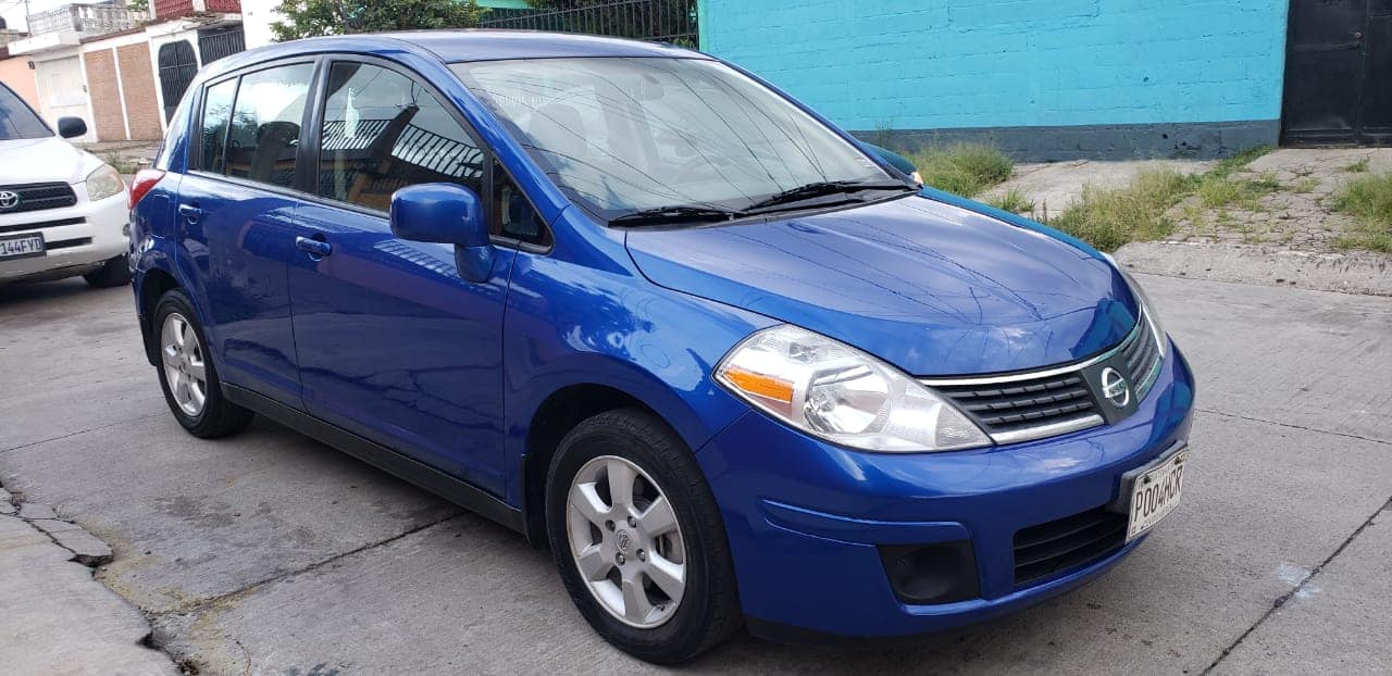 Nissan versa 2009 Automático Recién Traído