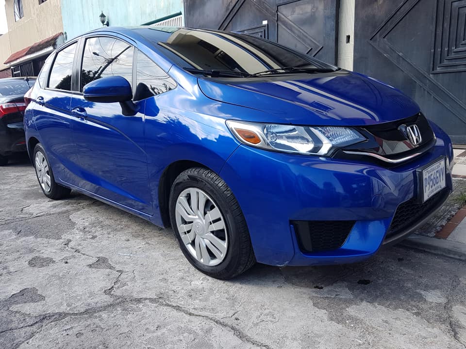 Honda fit m-2015, bolsas intactas y activas, 31000 millas comprobables Q53900 neg en efectivo o acep