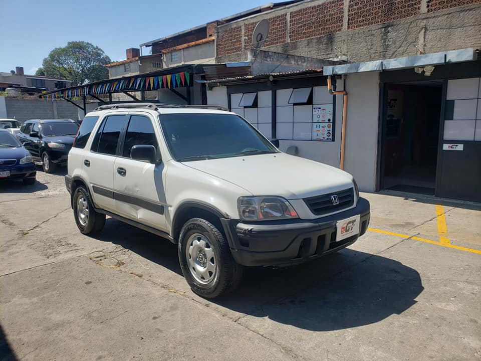 Honda CR- V LX 4WD 2000 automática nitida nada que invertir Q26,500.00