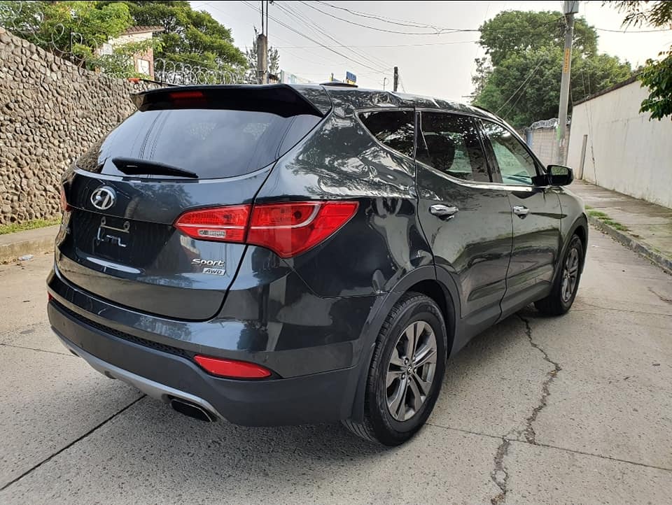 Hyundai Santa Fe SPORT 2013 4X4 AWD 4WD