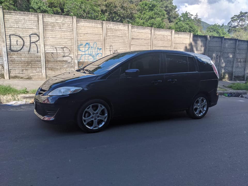 Mazda 5 Modelo 2010