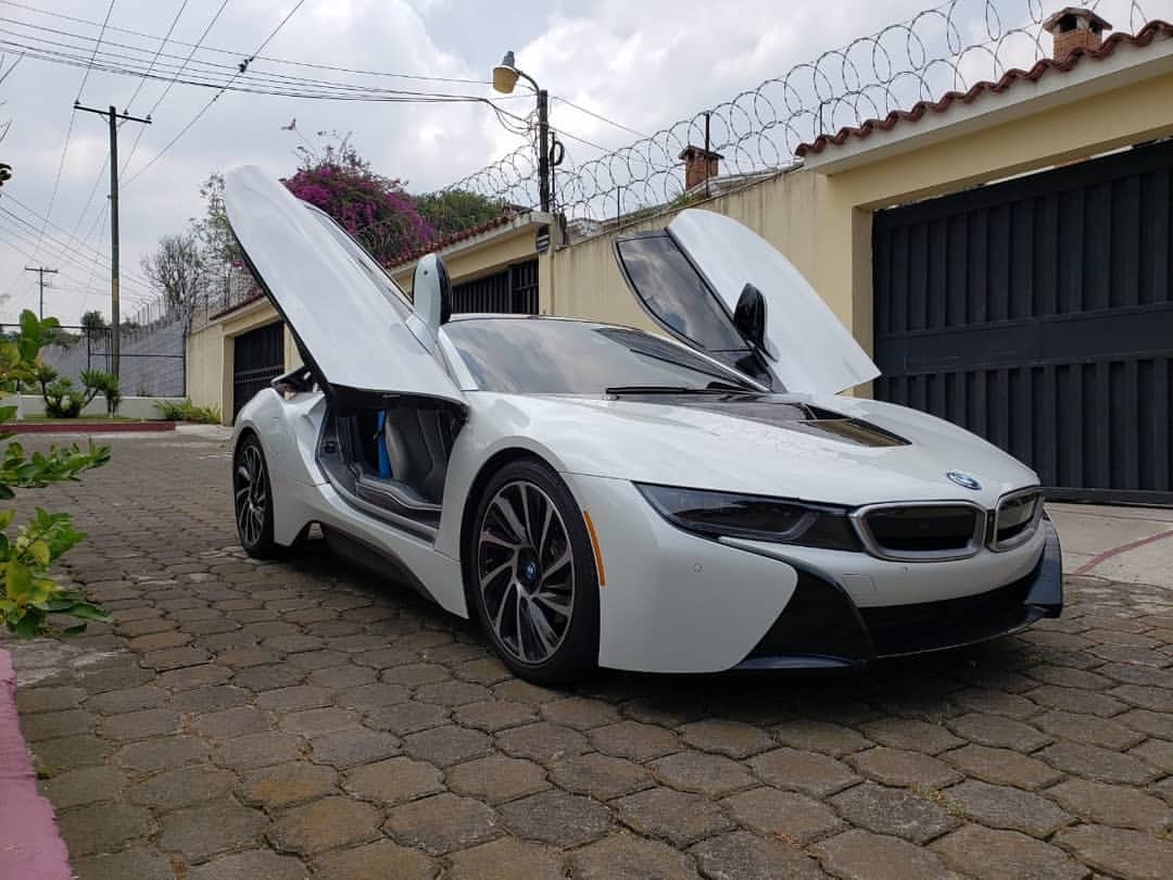 BMW i8 2015