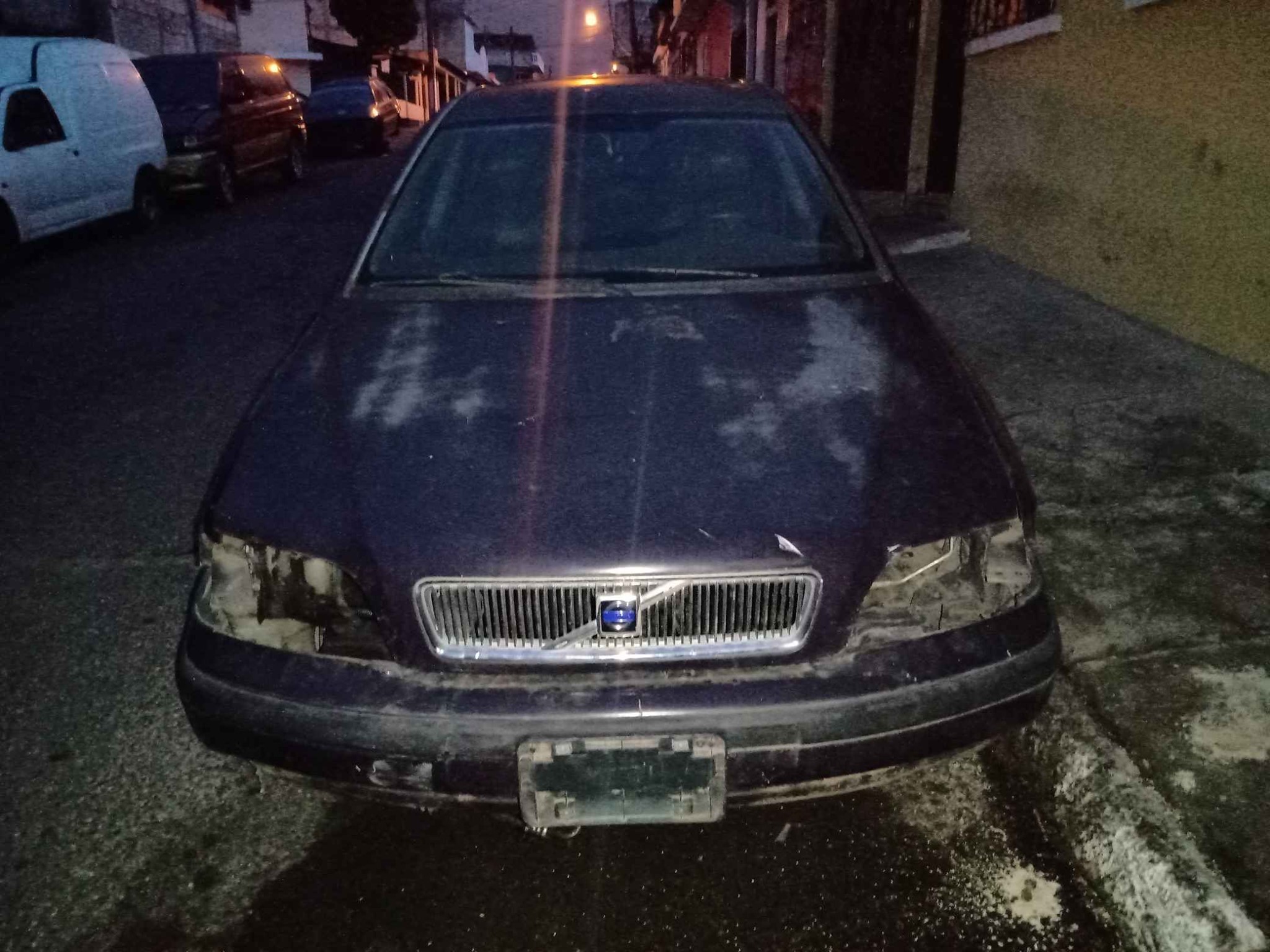 VOLVO 2001 S40 REPUESTOS