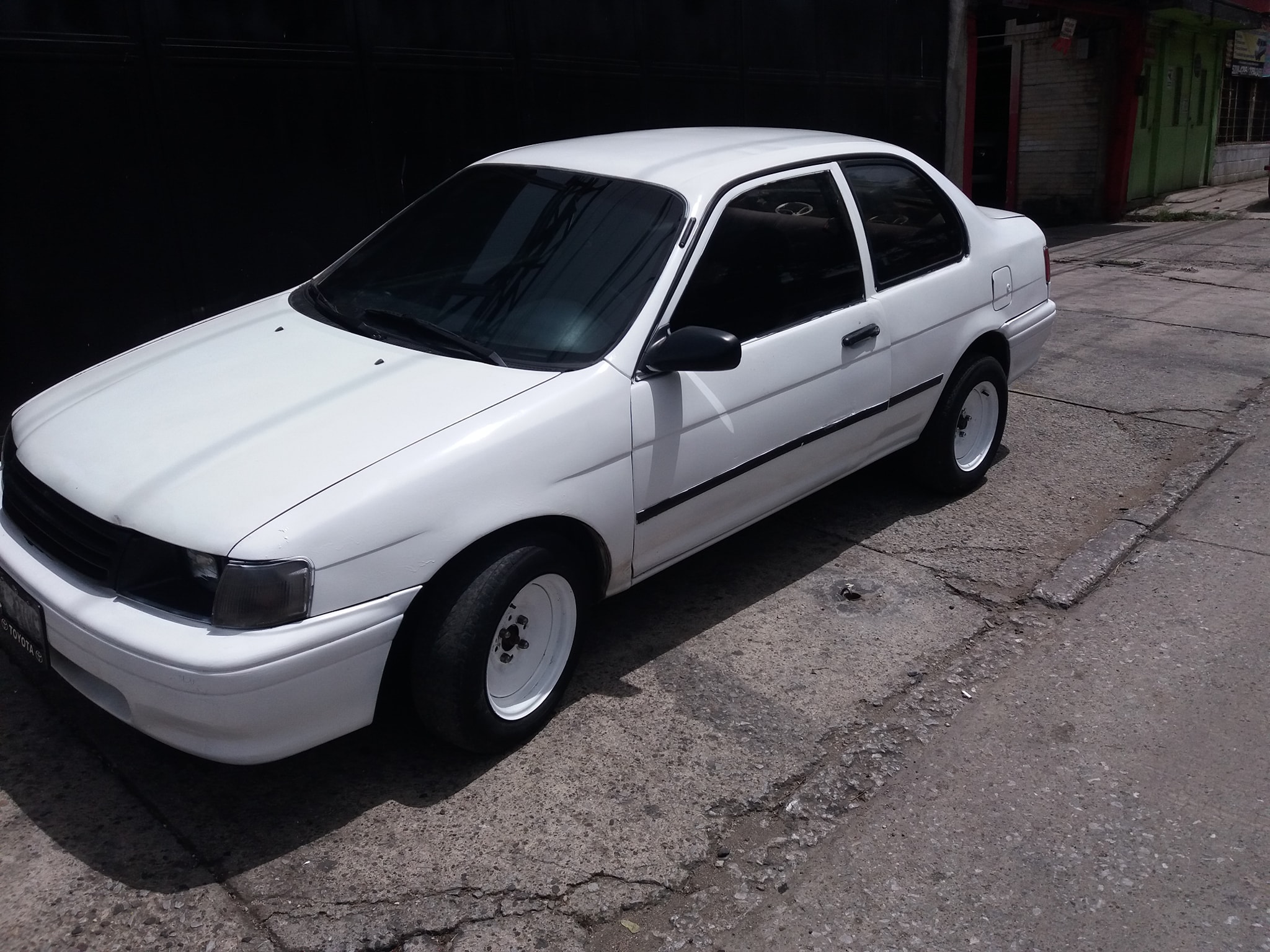 Toyota Telcel 91 Q13500 Mecanico Papeles en orden listo para traspaso
 TEL 52953...