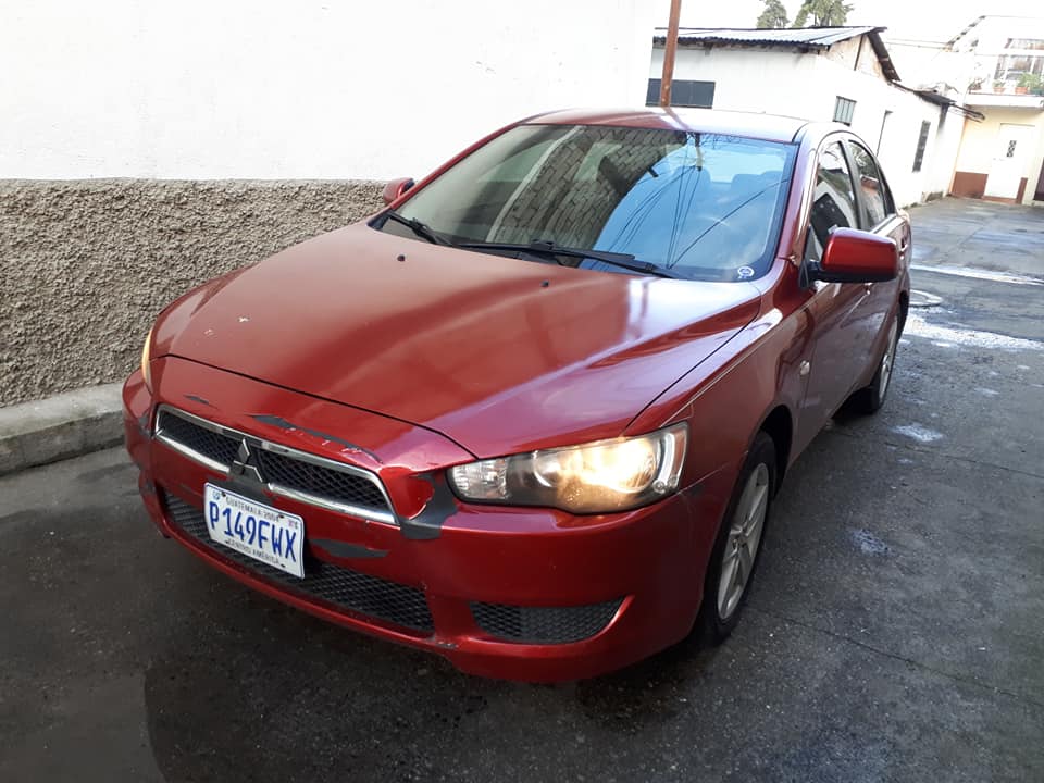 Mitsubishi Lancer 2008 automático