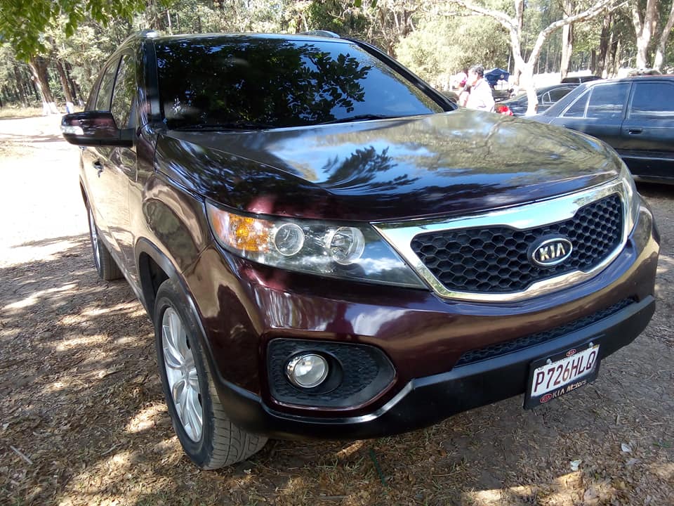 Kia Sorento ***FULL CUERO***