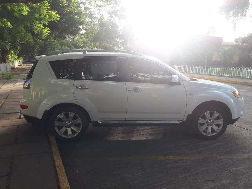 Ganga Preciosa Camioneta Mitsubishi Outlander 2008
