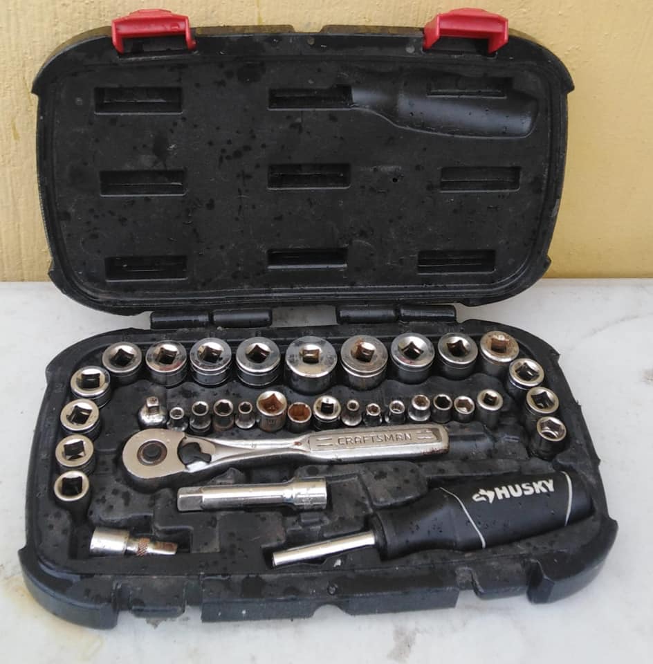 Vendo estas cajitas de herramientas