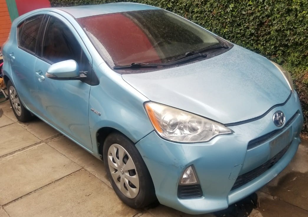 2012 Toyota  C Prius (similar a Yaris hatckback)