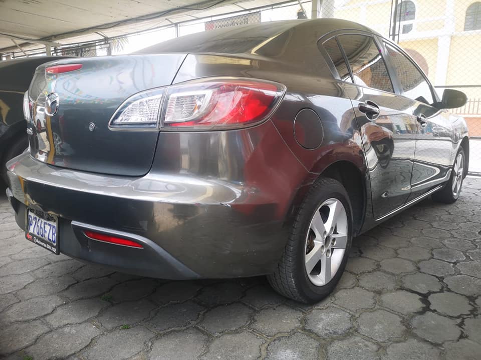 Mazda 2010